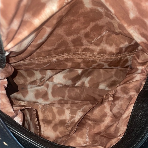 b. makowsky Elegant Black Crossbody Bag - Picture 8 of 9